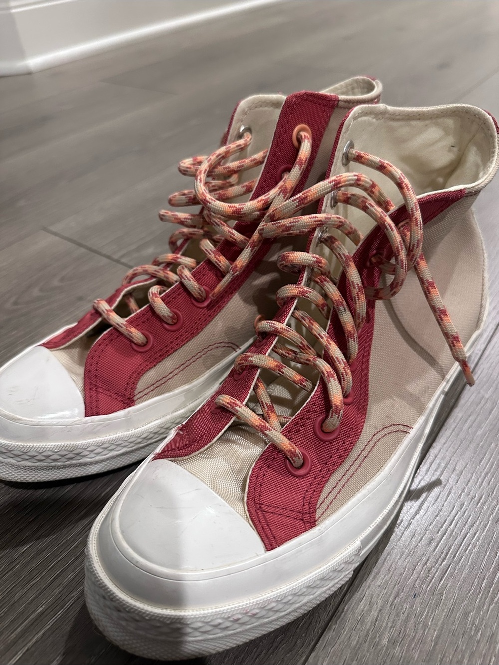 Converse High-Top Canvas Sneakers in Red and Cream - Classic Casual Style
